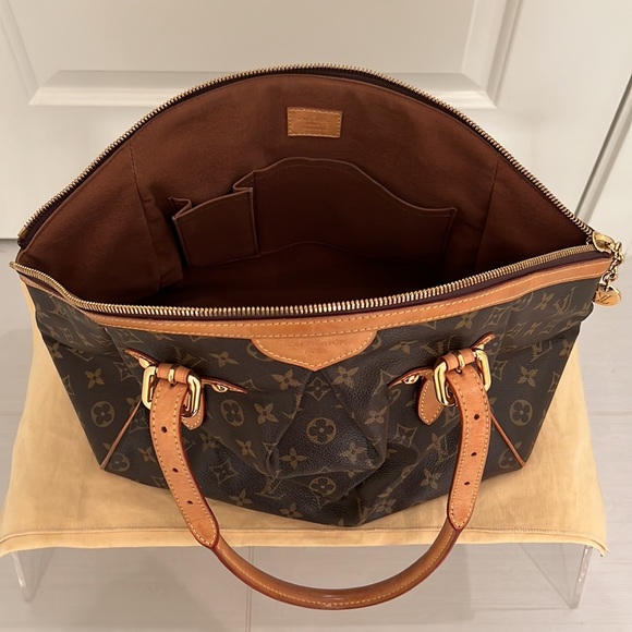 Authentic - Louis Vuitton Tivoli GM (Grand Modele) monogram - Picture 15 of 15